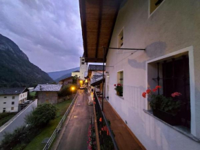 Lo solan Valpelline